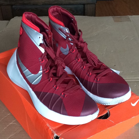 Nike Shoes - Women's Nike Hyperdunk 2016 TB